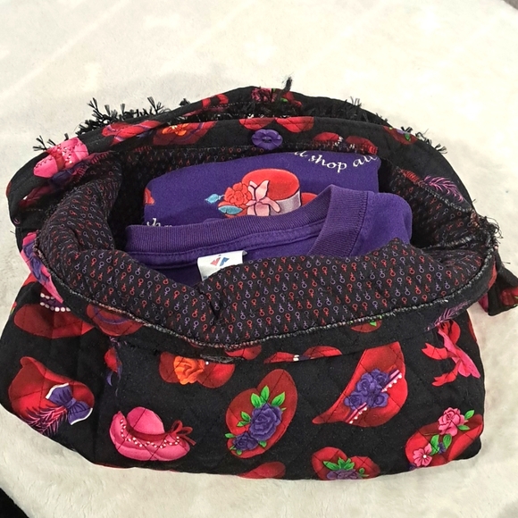 VNTG Handmade Red Hat Society Bag & LGG Shirt Bundle - Picture 16 of 16